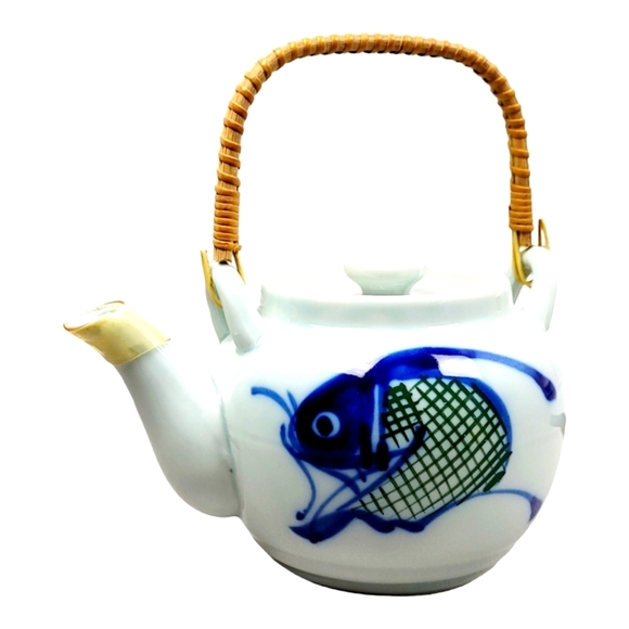Vintage‎ Japanese Blue Koi Fish Hand Painted  Ceramic Teapot With Bamboo Handle - Picture 10 of 10